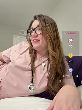 libbylaguna live cam on StripChat