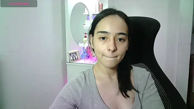 aineangeel live cam on StripChat