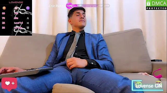 Tom_blunt96 live cam on StripChat