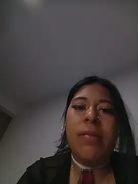 Laila_and_konny live cam on StripChat