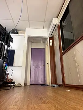 Eva_Feller69