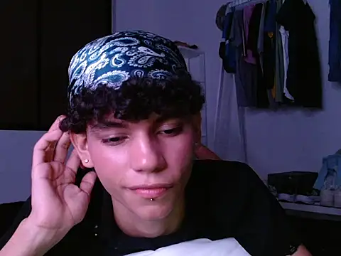 Samu_cint live cam on StripChat