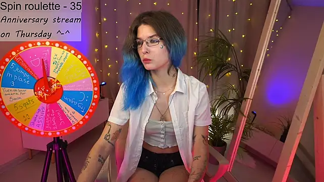 Lain_Root live cam on StripChat