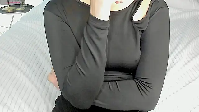 Pink_Freya live cam on StripChat