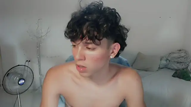 FUNNY_DICK_ live cam on StripChat