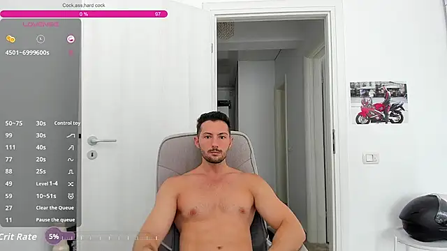 ZackFraser live cam on StripChat