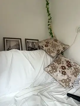 MrsGreenEyes live cam on StripChat