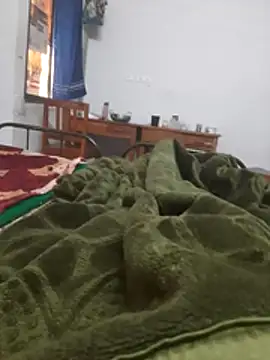 shubhamkumaraoo live cam on StripChat