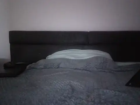 luksa85 live cam on StripChat