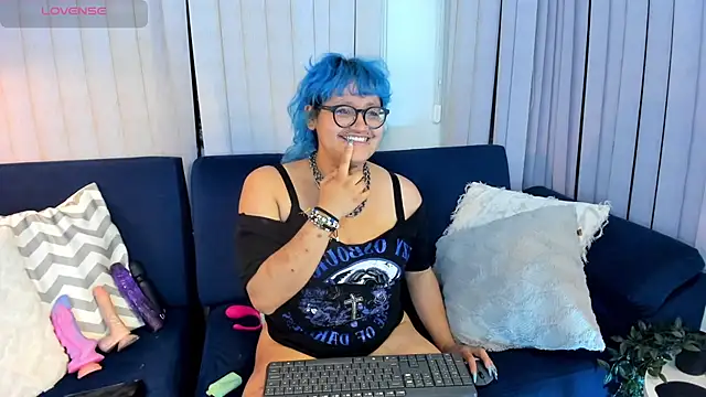 Blue_Cherry webcam