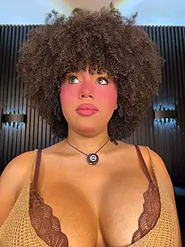 kendall_coxx live cam on StripChat