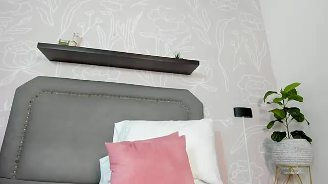 dalila30x live cam on StripChat