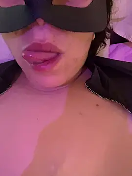 Zaphiro007 live cam on StripChat
