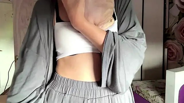 LanitaMcphaul live cam on StripChat