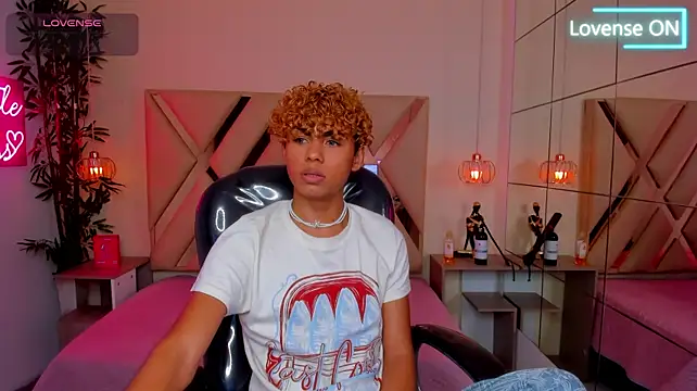 Anyelo_Twink