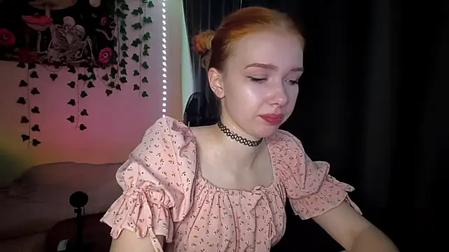 EngelFlood live cam on StripChat