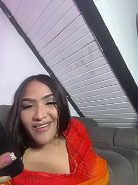 iamsara_21 live cam on StripChat