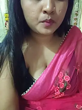 Tridha_2 live cam on StripChat