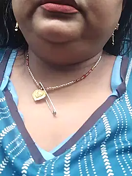 Desi_hot_bhabhi01 live cam on StripChat