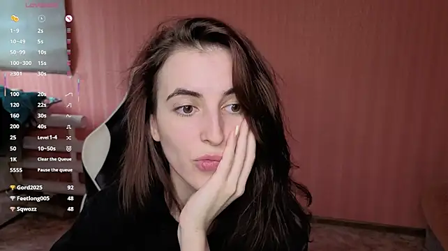 reaissss live cam on StripChat