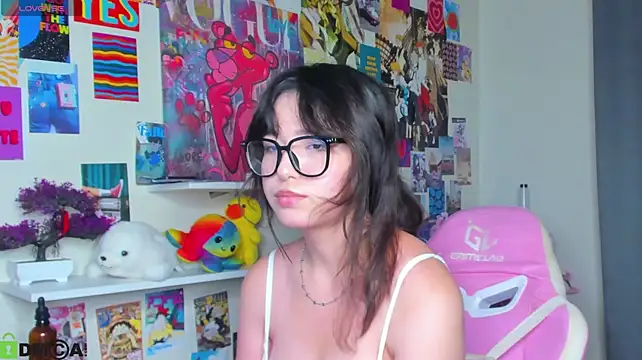 AlishaTempt live cam on StripChat