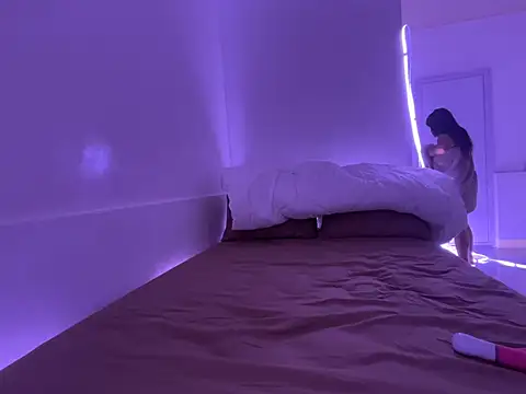 Juliet_official_pro live cam on StripChat