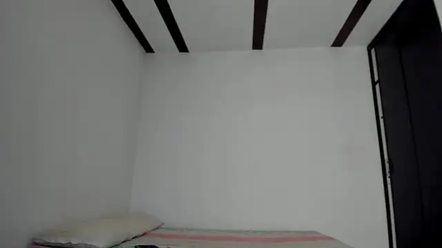 zarina_coleman live cam on StripChat