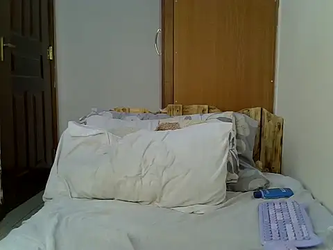 Sweetbrowna live cam on StripChat