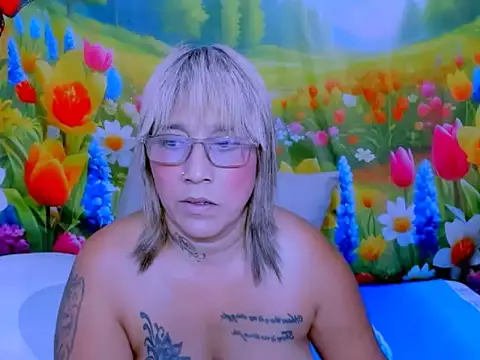 indianroxy live cam on StripChat