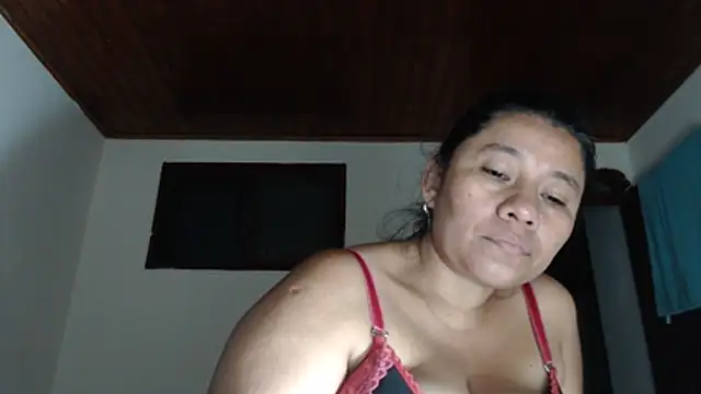 adrixxx38 live cam on StripChat