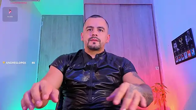riky_11 live cam on StripChat