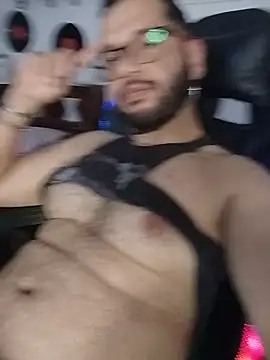 Xein_WoIf live cam on StripChat