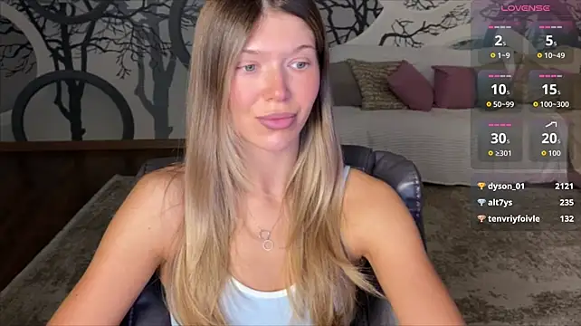 viviann_evans live cam on StripChat