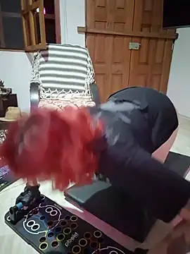 Sarah-Stoner webcam