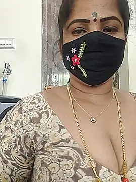 gaurika18 webcam