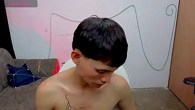 tanjiro_cute webcam