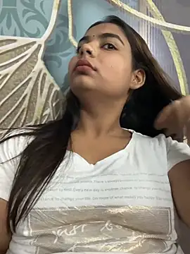 Aayra_Joshi webcam
