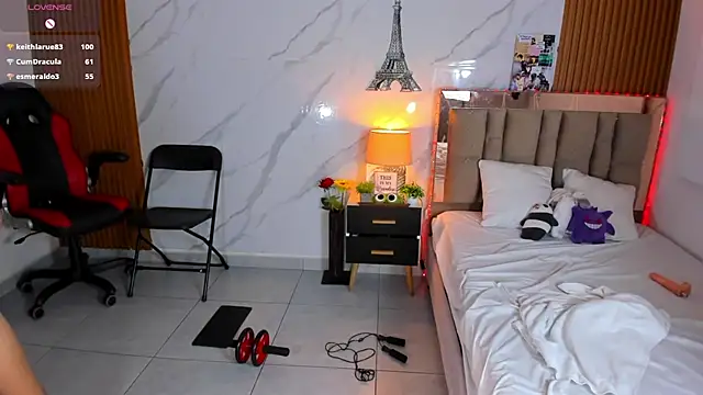 HannaSexyy live cam on StripChat