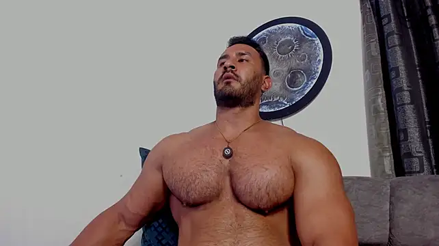 curt_xxx (M young) - SHIRT OFF