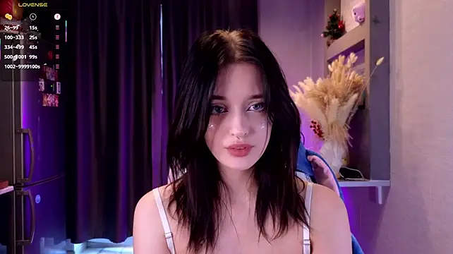 Hisoka_akerley live cam on StripChat