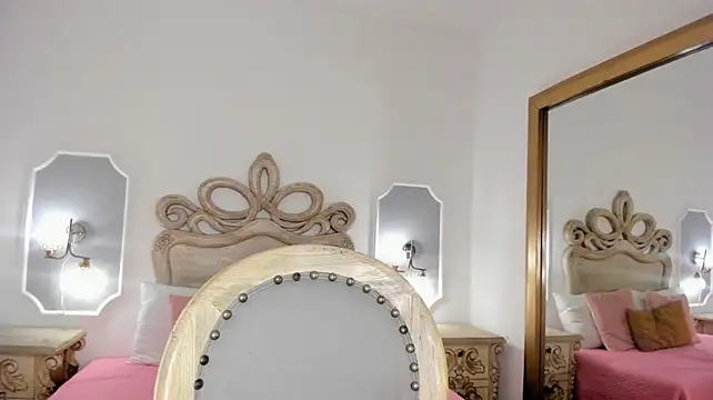 hade_miller live cam on StripChat