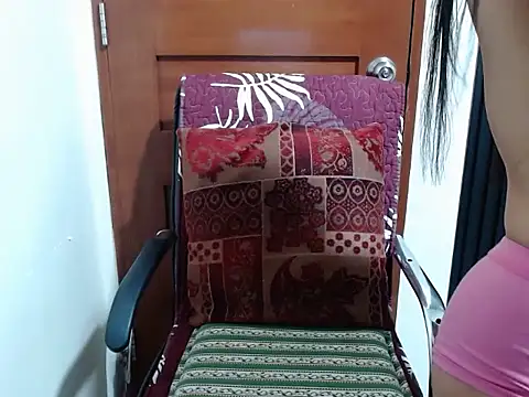 Sweet_jinns69 live cam on StripChat
