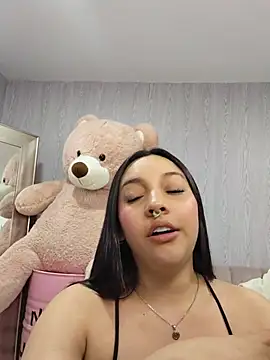 lia_harper_t