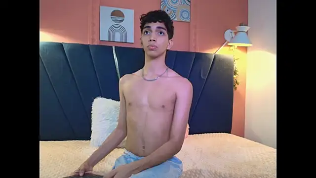 ero_boy24