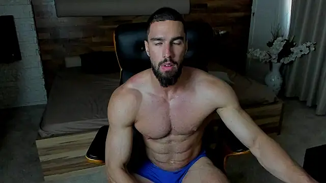 IvanHydee live cam on StripChat