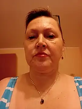 I_amVeronicle live cam on StripChat