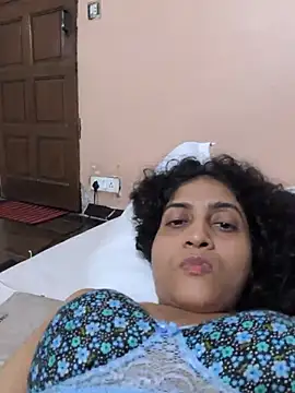 sexysilmy live cam on StripChat