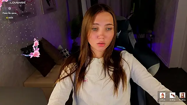 Princess__Lily live cam on StripChat