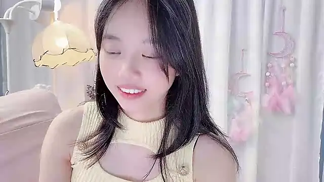 Yanys521 live cam on StripChat