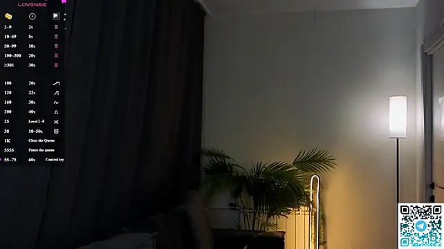 Leslie_Scott live cam on StripChat